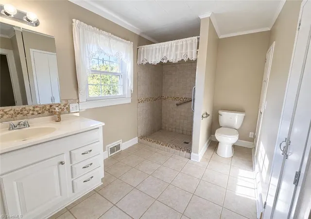 Photo 3 of Single family home for sale at 479 Governor Stokes Rd, Wilkesboro, NC 28697 | MLS# 1240066 | Listing updated on 2026-10-26