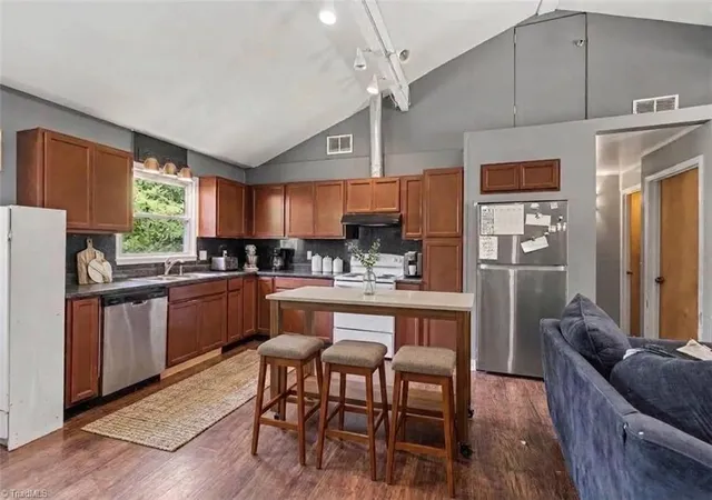 Photo 2 of Single family home for sale at 317 Lucinda Ln, Kernersville, NC 27284 | MLS# 1234251 | Listing updated on 2026-09-03