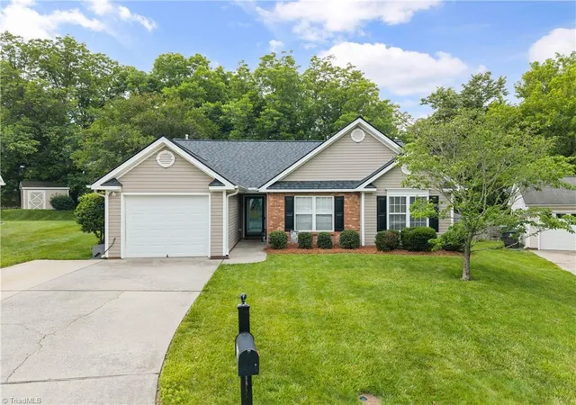 Photo 1 of Single family home for sale at 2446 Somerset Pl Dr, Winston Salem, NC 27103 | MLS# 1235084 | Listing updated on 2026-09-22