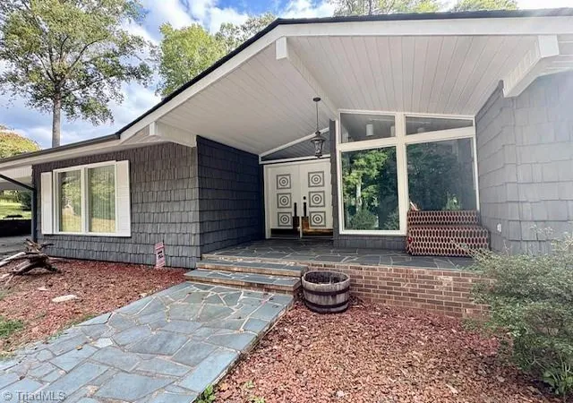 Photo 2 of Single family home for sale at 2082 Mountain Valley Church Rd, North Wilkesboro, NC 28659 | MLS# 1234417 | Listing updated on 2026-09-02
