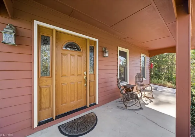 Photo 4 of Single family home for sale at 6433 Bowman Rd, Walnut Cove, NC 27052 | MLS# 1240016 | Listing updated on 2026-10-25