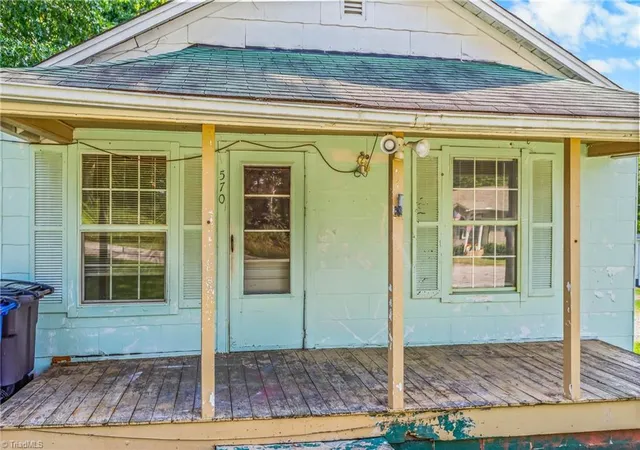 Photo 3 of Sale Pending at 570 Mission Rd, Winston Salem, NC 27103 | MLS# 1234262 | Listing updated on 2026-09-19