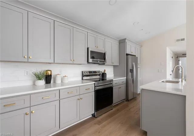 Photo 2 of Single family home for sale at 3729 Morris Farm Dr #3D, Greensboro, NC 27409 | MLS# 1234033 | Listing updated on 2026-09-06