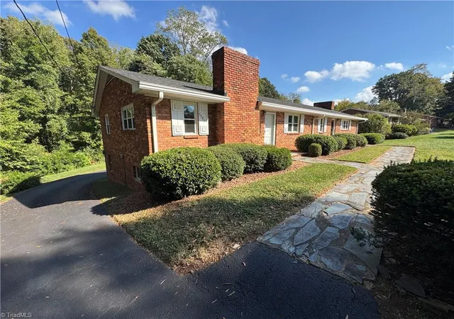 Photo 4 of Single family home for sale at 5721 Nylon Dr, Winston Salem, NC 27105 | MLS# 1239261 | Listing updated on 2026-10-17