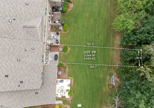 Photo 4 of Single family home for sale at 224 Ellsworth Manor Dr, Hillsborough, NC 27278 | MLS# 1235072 | Listing updated on 2026-10-04