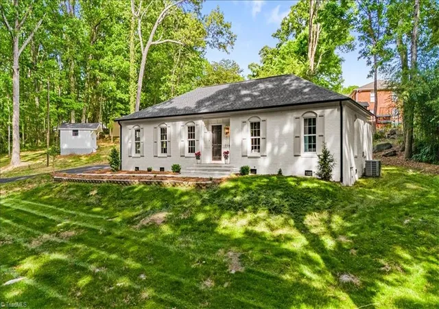 Photo 3 of Single family home for sale at 714 Edgewood Rd, Asheboro, NC 27205 | MLS# 1234616 | Listing updated on 2026-09-11