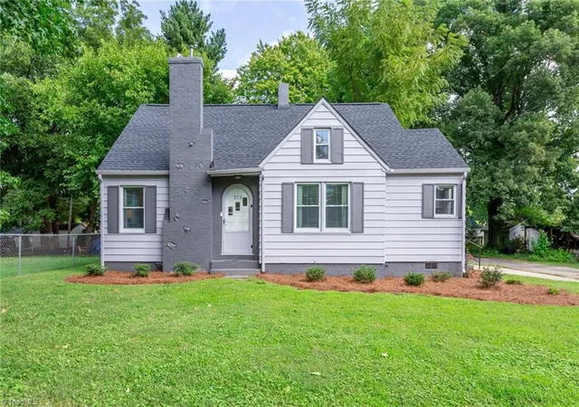 Photo 1 of Sale Pending at 213 E Moore Ave, High Point, NC 27263 | MLS# 1234858 | Listing updated on 2026-10-04