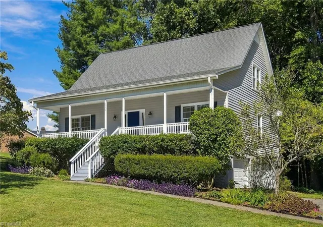 Single family home for sale at 2370 Oakton Dr, Clemmons, NC 27012 | MLS# 1235338