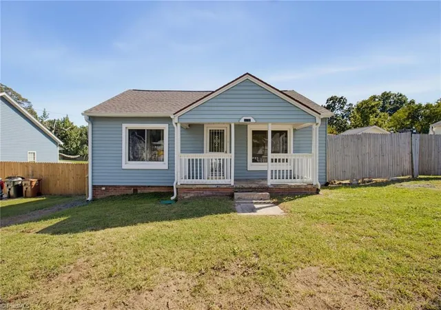 Photo 1 of Sale Pending at 3910 Fairall Dr, Greensboro, NC 27401 | MLS# 1235672 | Listing updated on 2026-10-08