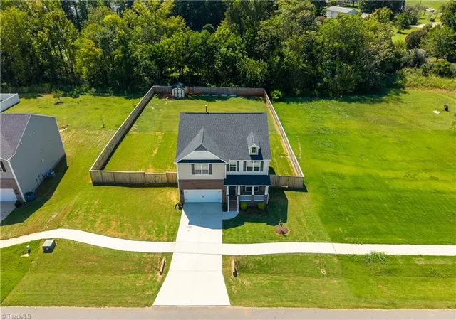 Photo 2 of Single family home for sale at 2023 Rosebank Way, Mebane, NC 27302 | MLS# 1235727 | Listing updated on 2026-09-17