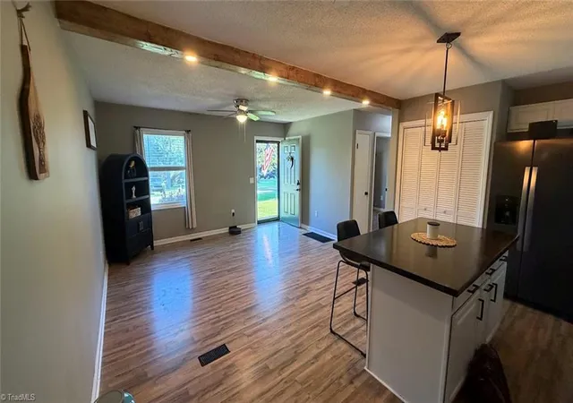 Photo 3 of Single family home for sale at 190 Southridge Run Ln, North Wilkesboro, NC 28659 | MLS# 1234578 | Listing updated on 2026-10-19