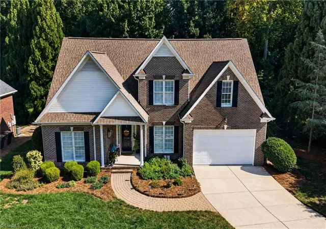 Photo 2 of Sale Pending at 3706 Regents Park Ln, Greensboro, NC 27455 | MLS# 1234364 | Listing updated on 2026-10-10
