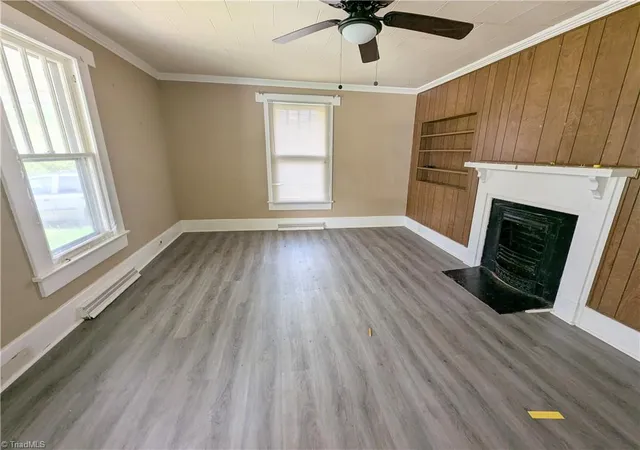 Photo 3 of Sale Pending at 209 Moore St, Thomasville, NC 27360 | MLS# 1234865 | Listing updated on 2026-09-10