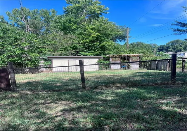 Photo 3 of Single family home for sale at 6112 Meadowbrook Dr, Trinity, NC 27370 | MLS# 1235289 | Listing updated on 2026-09-18