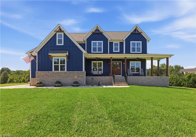 Photo 1 of Single family home for sale at 180 Eagle's Landing Ln, Mocksville, NC 27028 | MLS# 1234675 | Listing updated on 2026-09-09