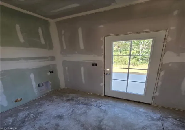 Photo 3 of Single family home for sale at 1396 Piedmont Dr, Lexington, NC 27295 | MLS# 1232939 | Listing updated on 2026-09-20