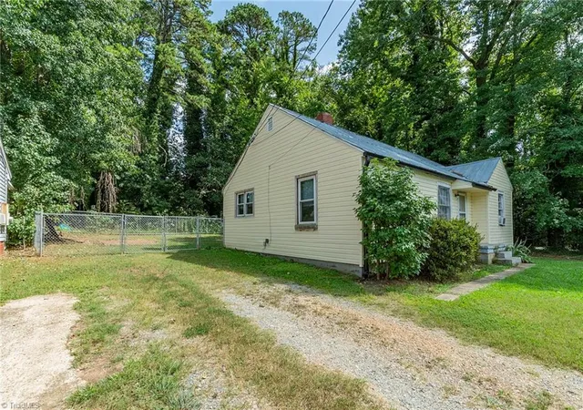 Photo 3 of Single family home for sale at 4421 Old Lexington Rd, Winston Salem, NC 27107 | MLS# 1234966 | Listing updated on 2026-09-09