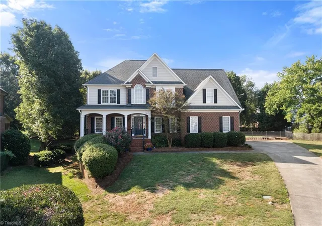 Photo 2 of Single family home for sale at 121 Foxmoor Ct, Advance, NC 27006 | MLS# 1236493 | Listing updated on 2026-10-06