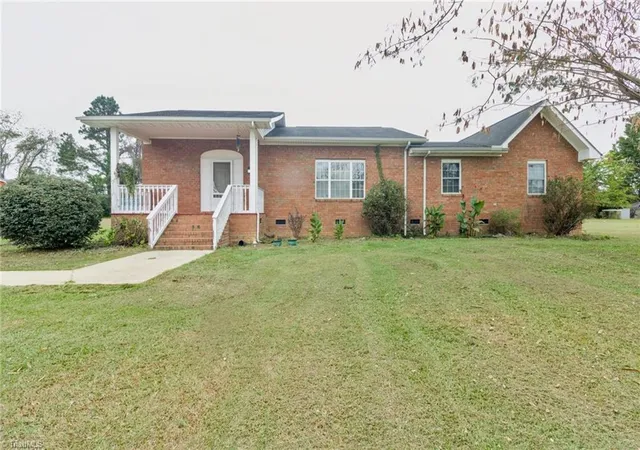 Photo 1 of Single family home for sale at 110 Hines Dr, Four Oaks, NC 27524 | MLS# 1239194 | Listing updated on 2026-10-24