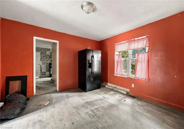 Photo 4 of Single family home for sale at 1421 Fitch St, Winston Salem, NC 27107 | MLS# 1236981 | Listing updated on 2026-09-25