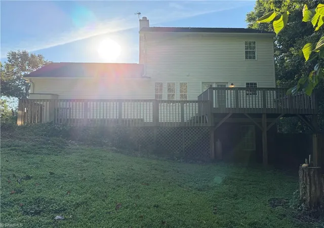 Photo 4 of Single family home for sale at 3888 Courtland Cir, Thomasville, NC 27360 | MLS# 1235273 | Listing updated on 2026-09-16