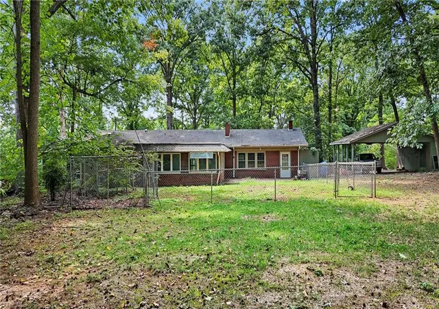 Photo 3 of Single family home for sale at 386 Broad St, Denton, NC 27239 | MLS# 1234618 | Listing updated on 2026-09-04