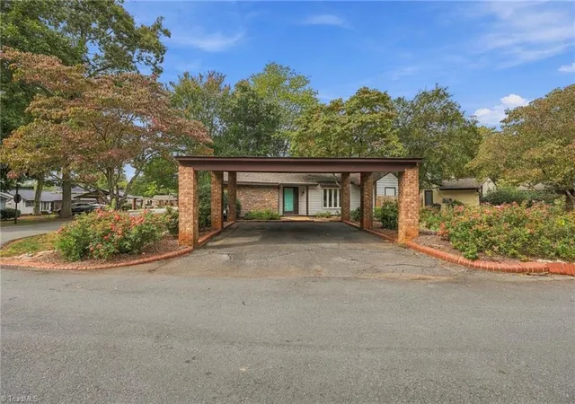 Photo 3 of Sale Pending at 105 N Bermuda Run Dr, Advance, NC 27006 | MLS# 1238792 | Listing updated on 2026-10-28
