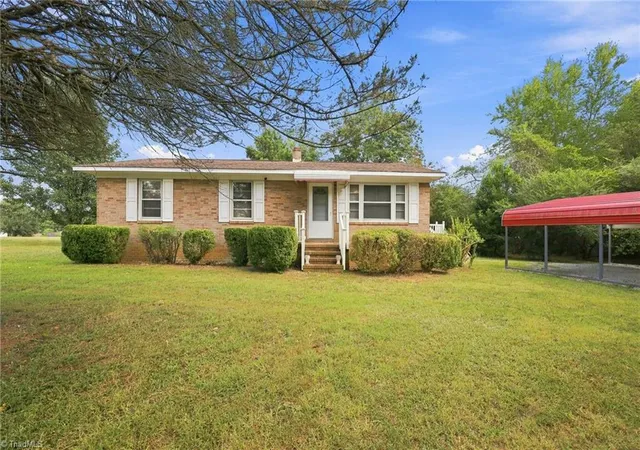 Photo 1 of Single family home for sale at 4725 Mill Crk Rd, Cedar Grove, NC 27231 | MLS# 1235218 | Listing updated on 2026-09-11