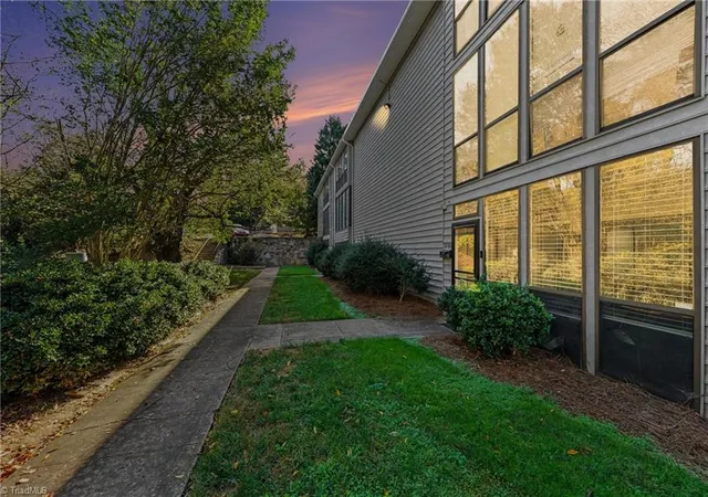 Photo 1 of Single family home for sale at 2904 Ramsgate Ct, Winston Salem, NC 27106 | MLS# 1238264 | Listing updated on 2026-10-15