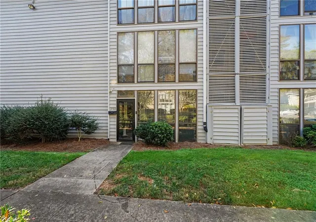 Photo 1 of Single family home for sale at 2904 Ramsgate Ct, Winston Salem, NC 27106 | MLS# 1238264 | Listing updated on 2026-10-15