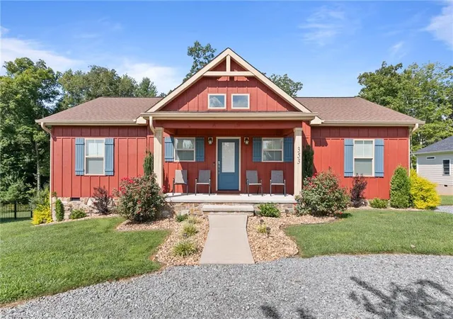 Photo 2 of Single family home for sale at 353 Turtle Ridge Rd, Sparta, NC 28675 | MLS# 1235694 | Listing updated on 2026-09-15