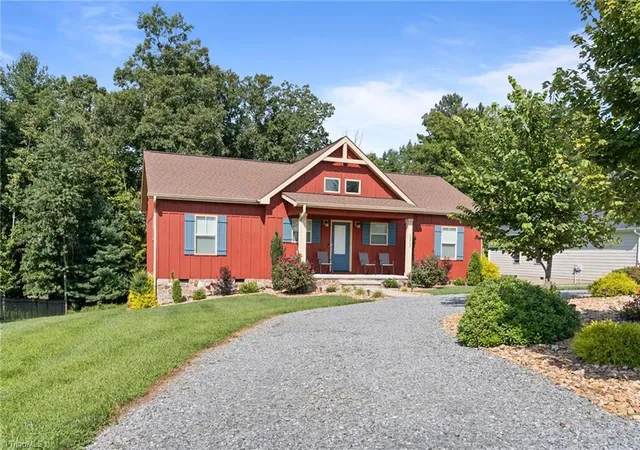 Photo 3 of Single family home for sale at 353 Turtle Ridge Rd, Sparta, NC 28675 | MLS# 1235694 | Listing updated on 2026-09-15