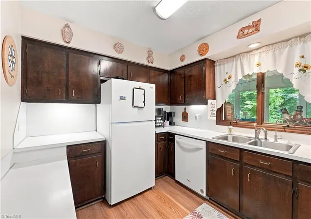 Photo 3 of Sale Pending at 2558 Lovette Ln, Graham, NC 27253 | MLS# 1234403 | Listing updated on 2026-09-05