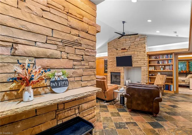 Photo 4 of Single family home for sale at 381 Hunters Point, Lexington, NC 27295 | MLS# 1233551 | Listing updated on 2026-10-18