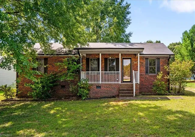 Photo 1 of Sale Pending at 522 Raleigh Ave, Liberty, NC 27298 | MLS# 1235251 | Listing updated on 2026-09-23
