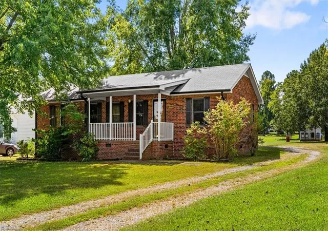 Photo 2 of Sale Pending at 522 Raleigh Ave, Liberty, NC 27298 | MLS# 1235251 | Listing updated on 2026-09-23