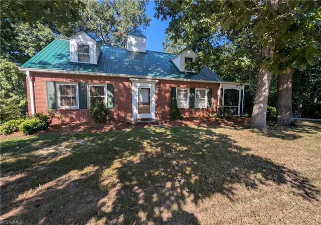 Photo 1 of Single family home for sale at 108 Ford St, Thomasville, NC 27360 | MLS# 1234260 | Listing updated on 2026-09-02