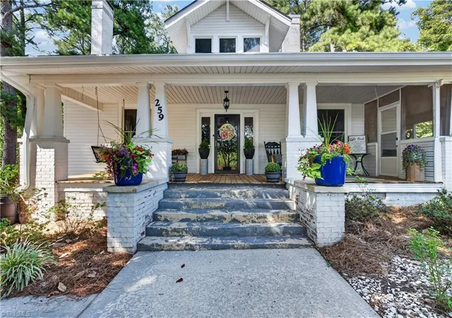Photo 3 of Single family home for sale at 259 E Main St, Franklinville, NC 27248 | MLS# 1234528 | Listing updated on 2026-10-06
