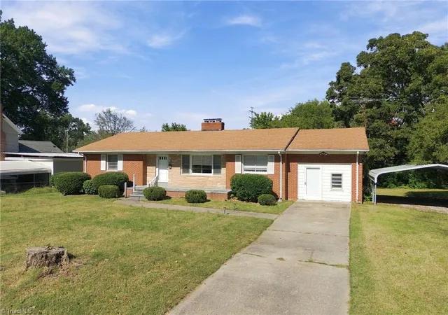 Photo 1 of Single family home for sale at 1920 Holland Ave, Burlington, NC 27217 | MLS# 1239751 | Listing updated on 2026-10-29