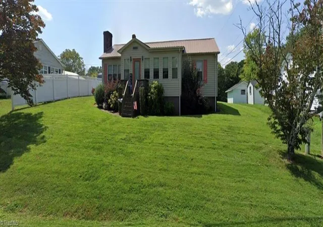 Photo 1 of Sale Pending at 1989 Pads Rd, North Wilkesboro, NC 28659 | MLS# 1234707 | Listing updated on 2026-09-16