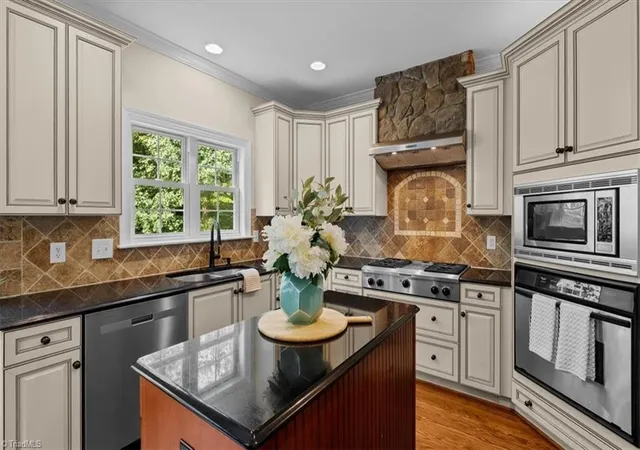 Photo 3 of Single family home for sale at 3602 Brooks Hl Ct, Browns Summit, NC 27214 | MLS# 1234319 | Listing updated on 2026-10-02