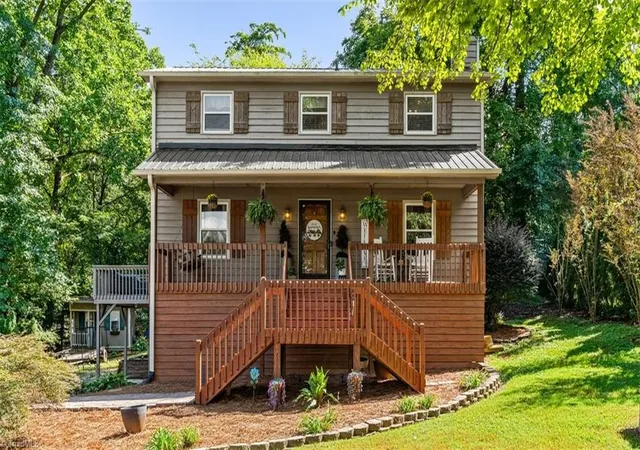 Photo 1 of Single family home for sale at 7317 Farmbrook Pl, Thomasville, NC 27360 | MLS# 1233976 | Listing updated on 2026-09-17