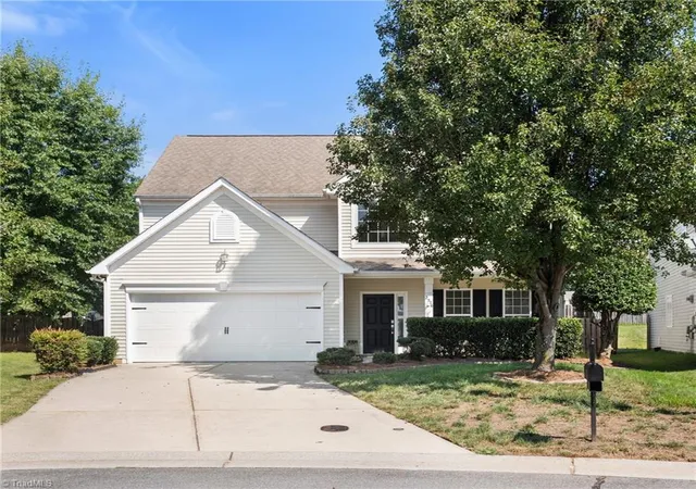 Photo 1 of Single family home for sale at 2576 Viola Ct, Winston Salem, NC 27127 | MLS# 1234228 | Listing updated on 2026-10-14