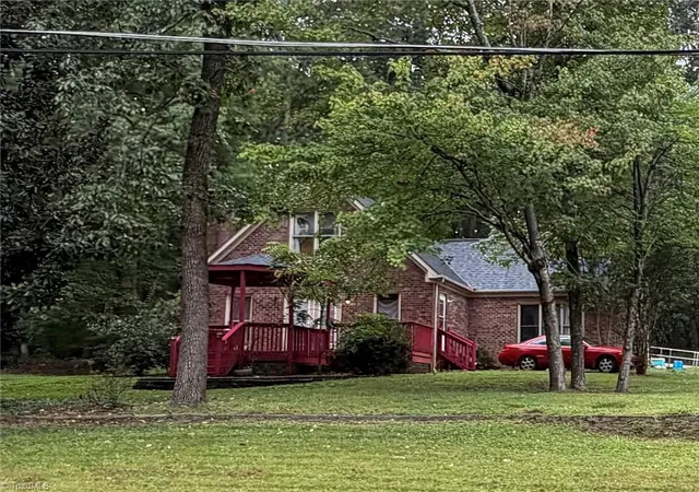 Photo 2 of Single family home for sale at 5553 Jason Rd, Greensboro, NC 27405 | MLS# 1236323 | Listing updated on 2026-09-22