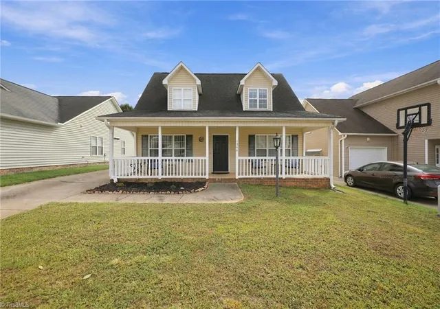 Photo 2 of Single family home for sale at 1344 Lighthouse Ln, Winston Salem, NC 27127 | MLS# 1236426 | Listing updated on 2026-09-28