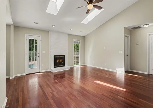 Photo 3 of Single family home for sale at 4123 Silver Fox Ct, High Point, NC 27265 | MLS# 1234394 | Listing updated on 2026-09-03