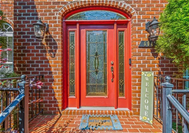 Photo 3 of Single family home for sale at 604 Doe Run Dr, Kernersville, NC 27284 | MLS# 1234157 | Listing updated on 2026-09-15