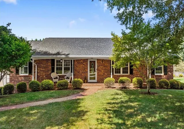 Photo 1 of Single family home for sale at 5961 Cottonwood Ln, Winston Salem, NC 27103 | MLS# 1235102 | Listing updated on 2026-09-16