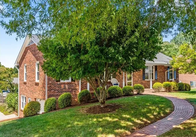 Photo 2 of Single family home for sale at 5961 Cottonwood Ln, Winston Salem, NC 27103 | MLS# 1235102 | Listing updated on 2026-09-16