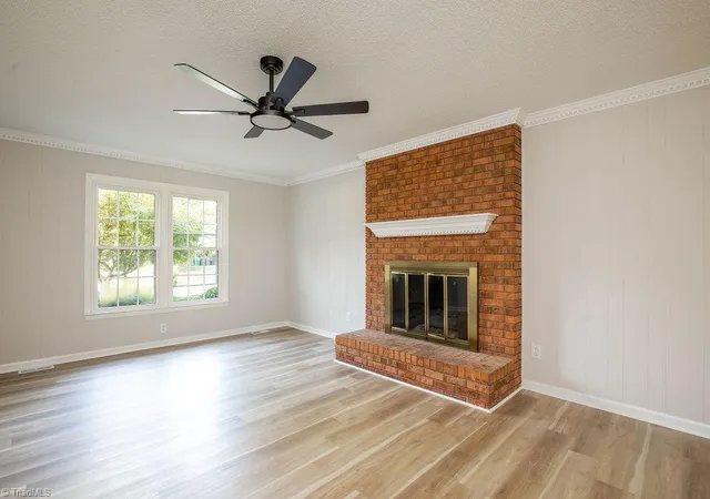 Photo 3 of Single family home for sale at 4302 Oak Holw Dr, High Point, NC 27265 | MLS# 1236202 | Listing updated on 2026-09-26